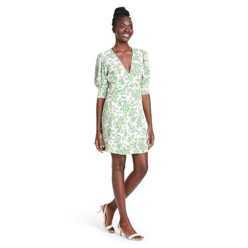 Floral Puff Sleeve Swing Dress
